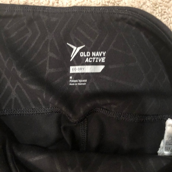 Old navy active go-dry leggings size medium - Picture 3 of 4
